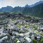 bãi đá mặt trăng trên cao nguyên Hà Giang