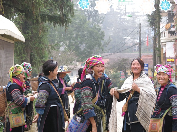 10 điểm hấp dẫn nhất Việt Nam theo b&aacute;o Ph&aacute;p