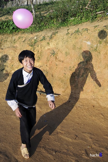 nụ cười trẻ em vùng cao