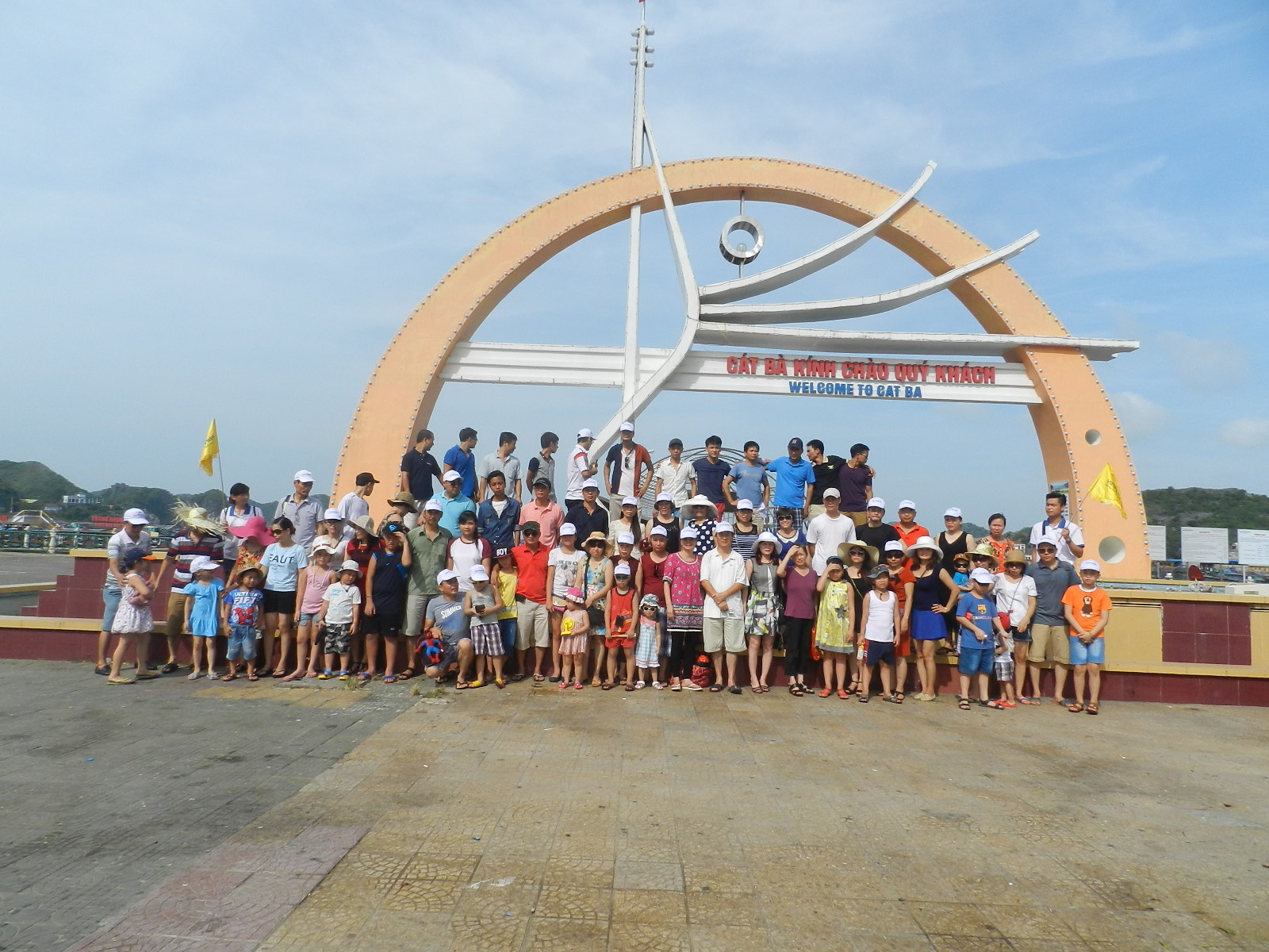 du lịch C&aacute;t B&agrave; c&ocirc;ng ty PDE