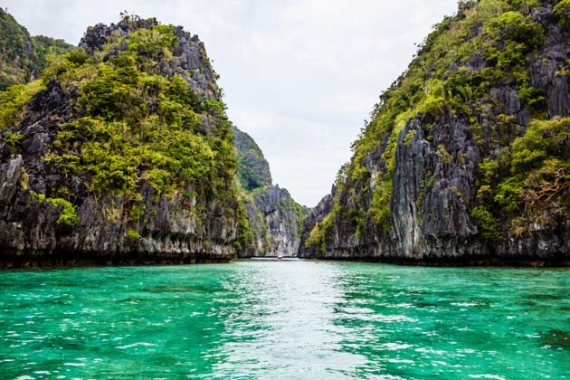 Bãi biển xinh đẹp tại Palawan