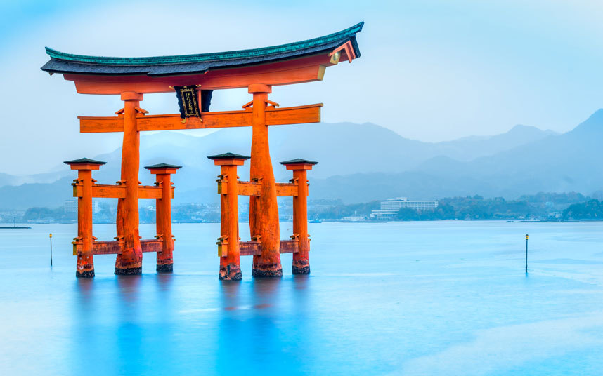 Những hòn đảo kỳ lạ của Nhật Bản